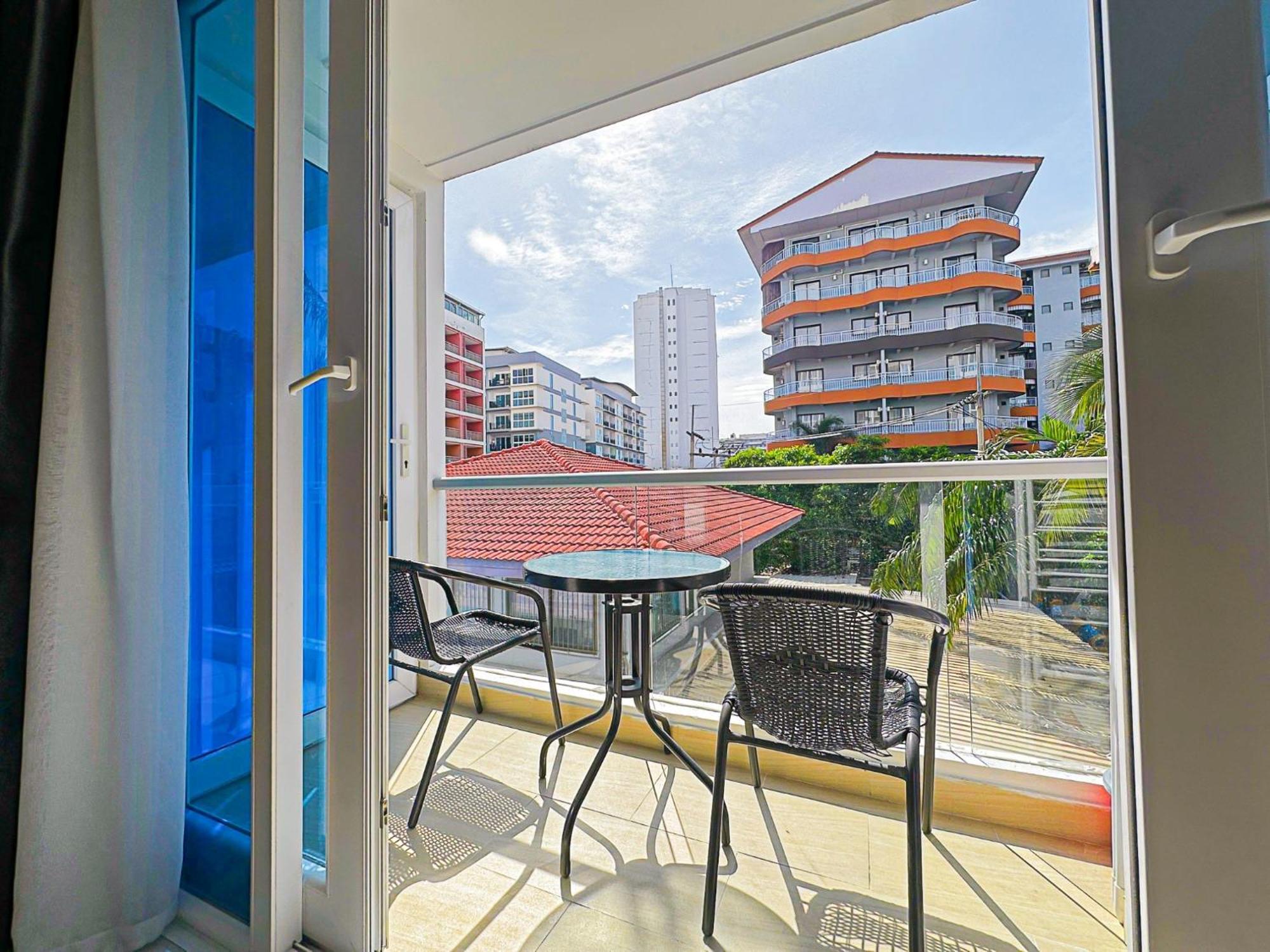 Grand Avenue Suites X Monthstayz Thailand Паттайя Экстерьер фото