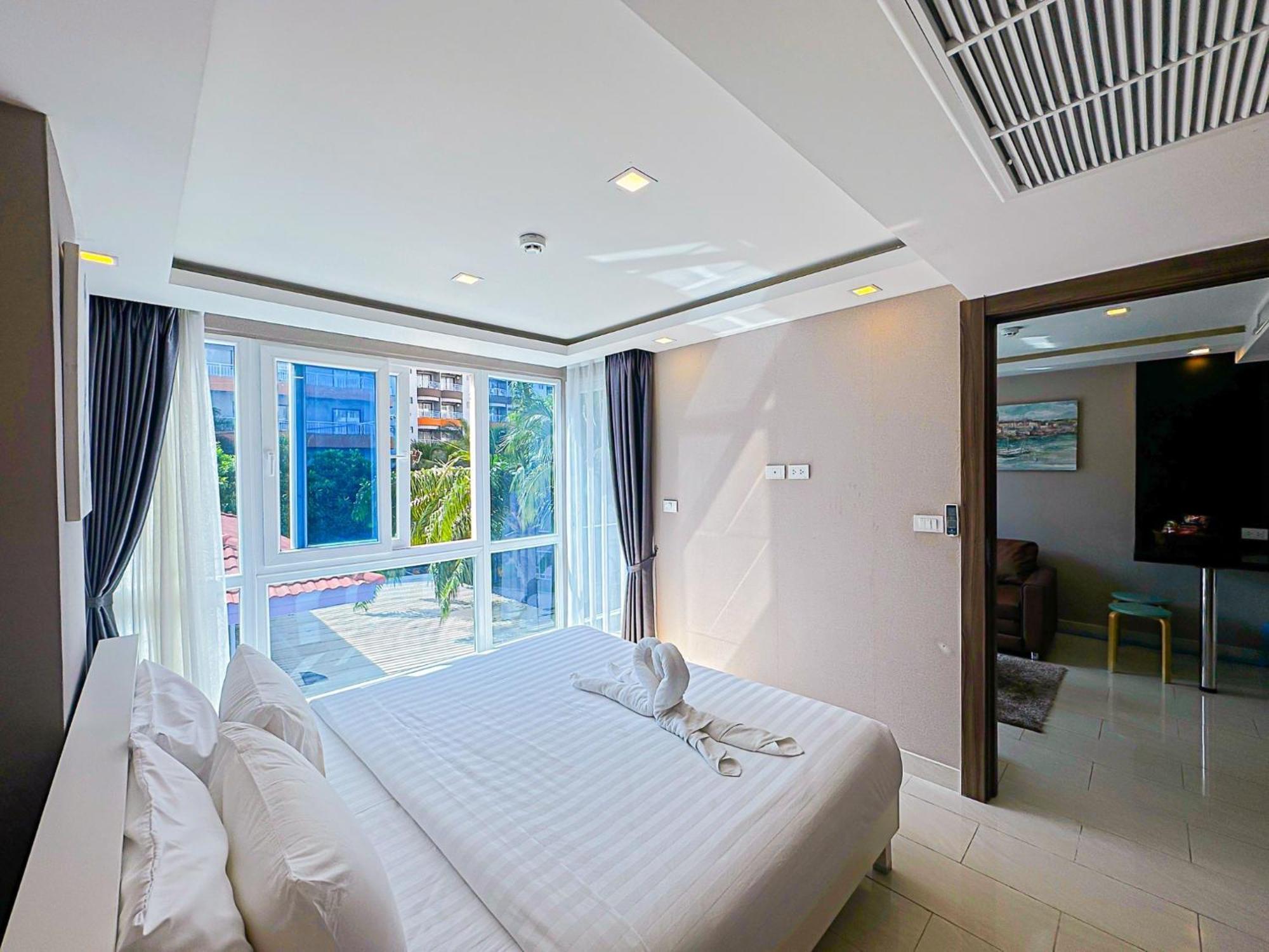 Grand Avenue Suites X Monthstayz Thailand Паттайя Экстерьер фото